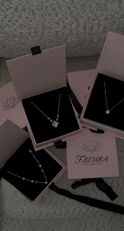 Daisy Necklace
